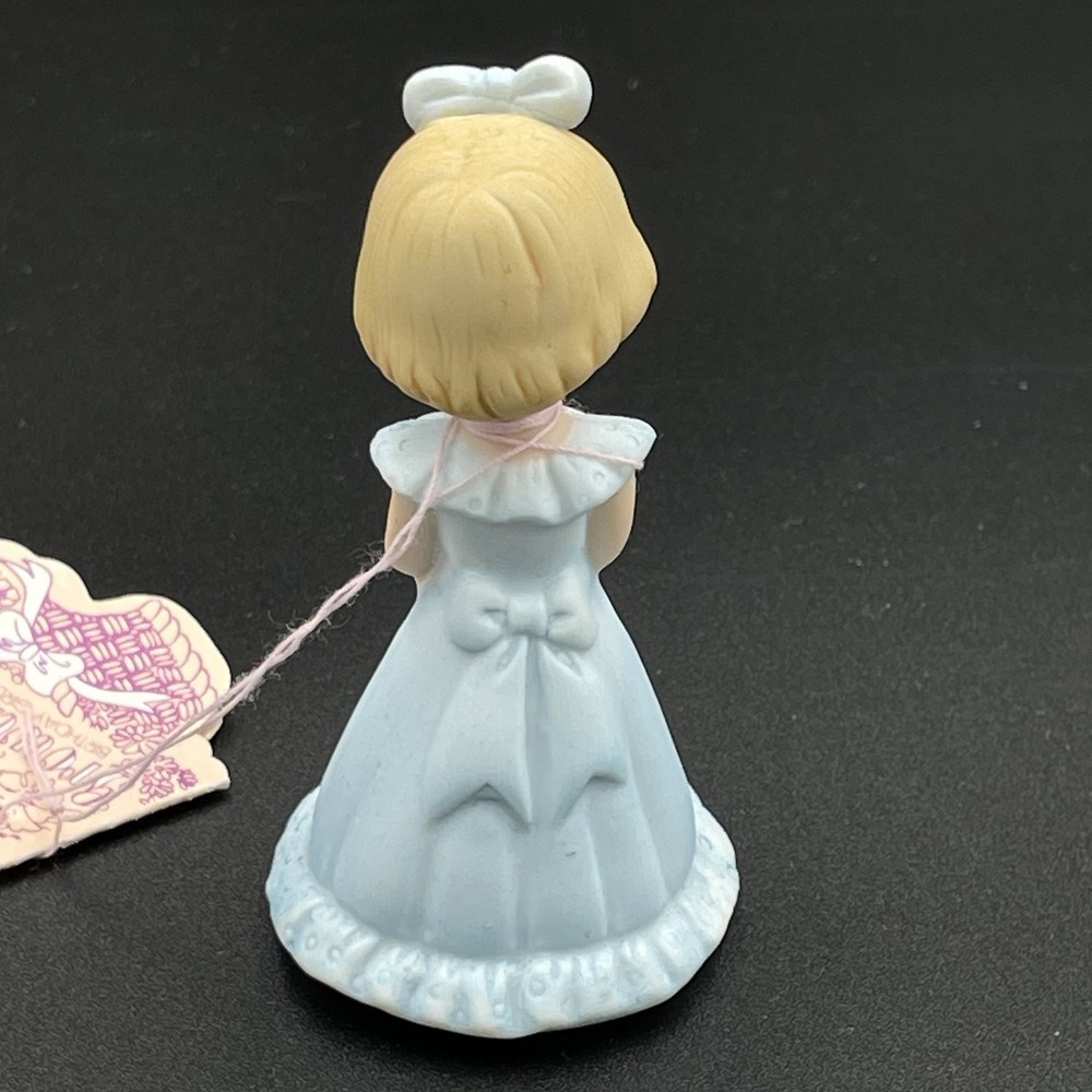 Vintage ENESCO Growing Up Birthday Girls Age 2 1981 Blonde Doll Mint W/ Tags - Picture 3 of 11